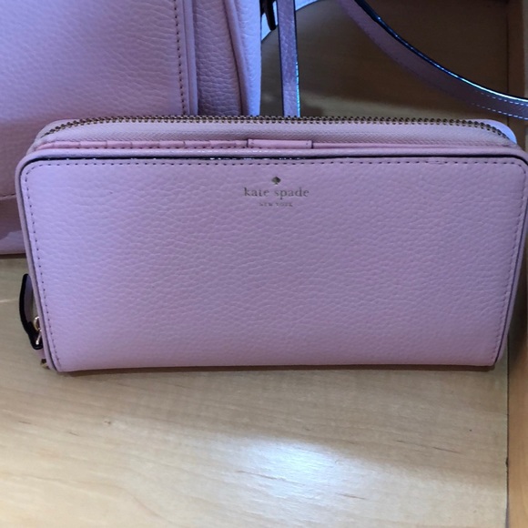 Adorable pink Kate spade and wallet - Picture 2 of 6